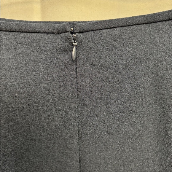 Tahari Pencil Skirt Navy - Picture 5 of 9